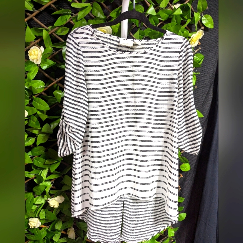 Chico's Black and White Striped Long Sleeve Top